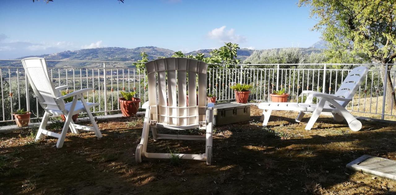 Villa De Felice Albanella Eksteriør billede
